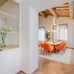 The Victory Penthouse * Lukka