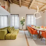 The Victory Penthouse Apartament